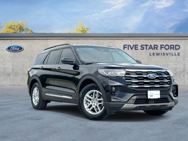2025 Ford Explorer Active in Black Metallic — front three-quarter view