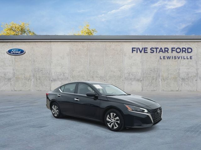 2024 Nissan Altima 2.5 S in Super Black Clearcoat — front three-quarter view