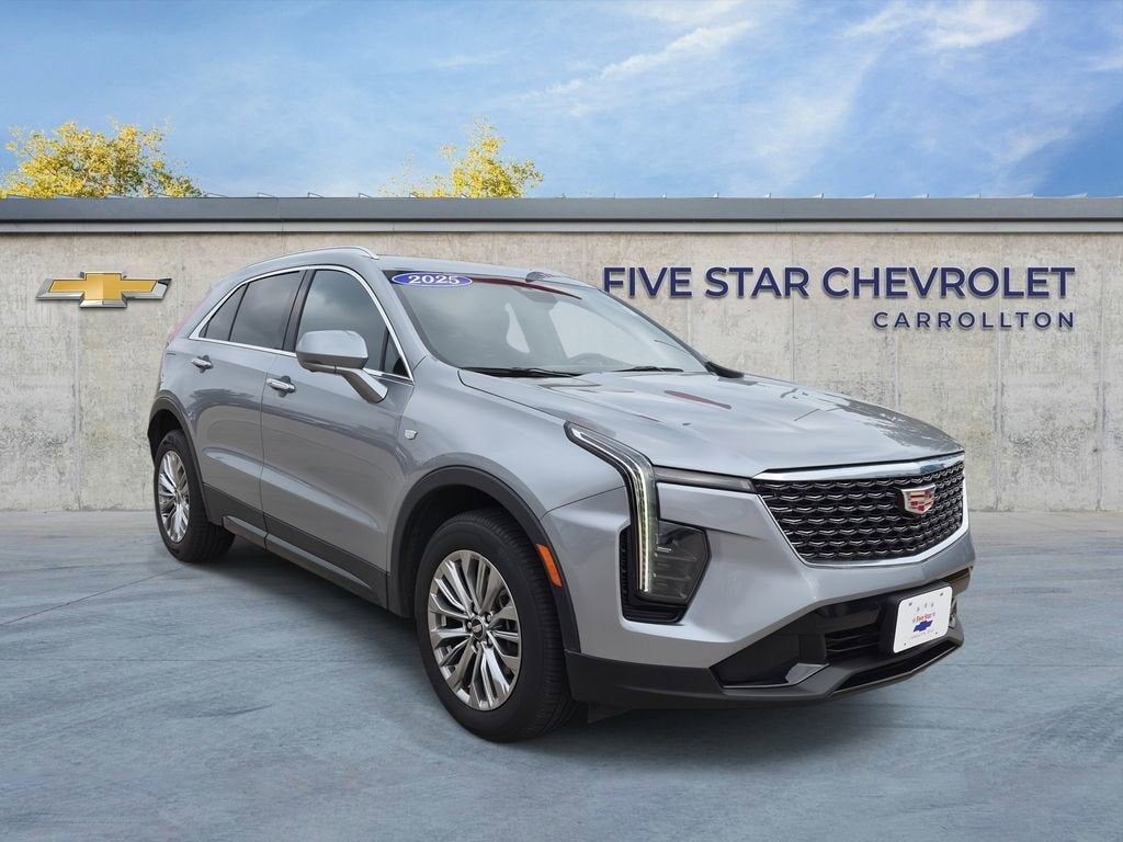 2025 Cadillac XT4 Premium Luxury in Argent Silver Metallic — front three-quarter view