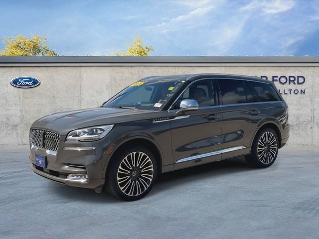 2022 Lincoln Aviator — interior view