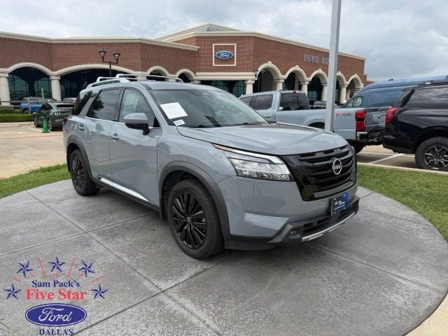 2023 Nissan Pathfinder Platinum in Boulder Gray Pearl — front three-quarter view